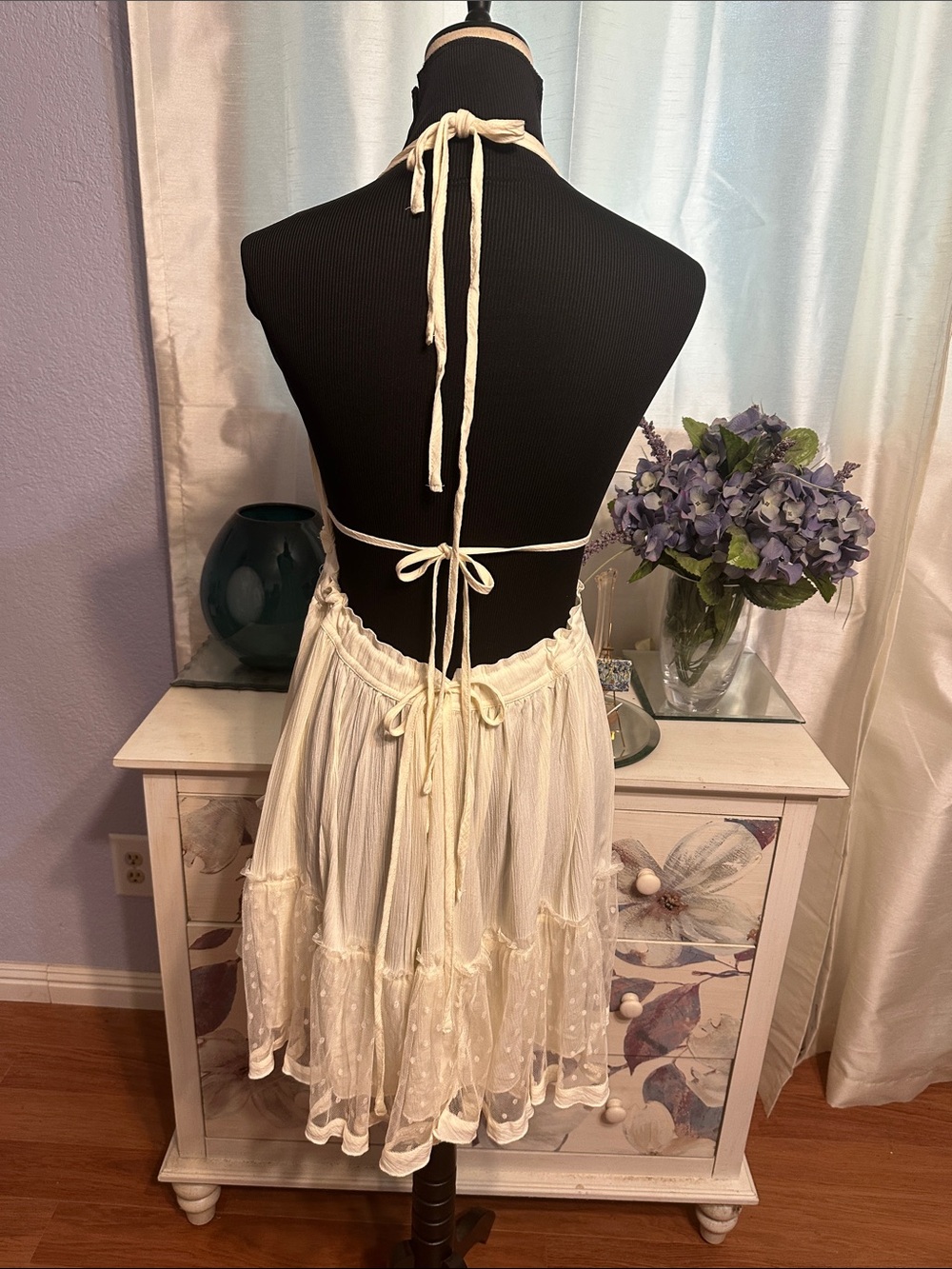 Lacy Cream Halter Babydoll Dress - Unbranded - Picture 6 of 7